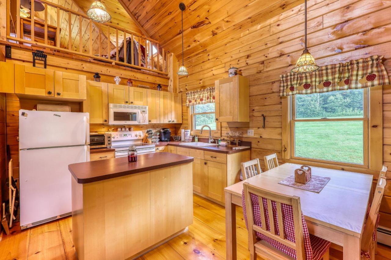 Log Cabin Escape Jacksonville Exterior photo
